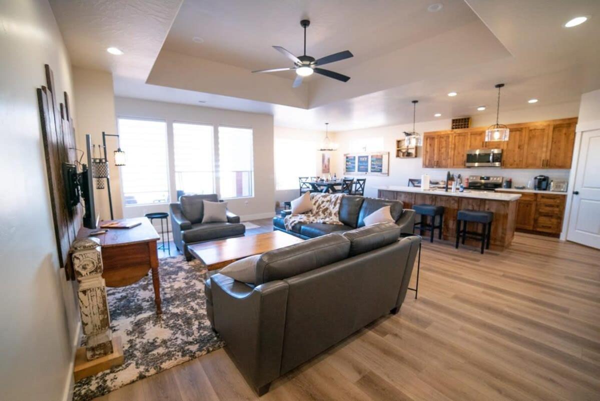 Red Canyon Bunkhouse At Kanab - New West Properties 외부 사진